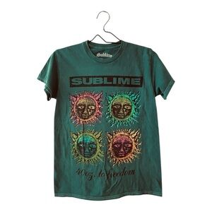 Sublime Green Sun Graphic T Shirt Distressed Cotton Short Sleeve Tee Size Small
